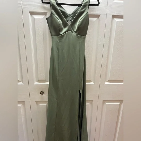Olive green bridesmaids dress, floor length with high slit. - Picture 1 of 2